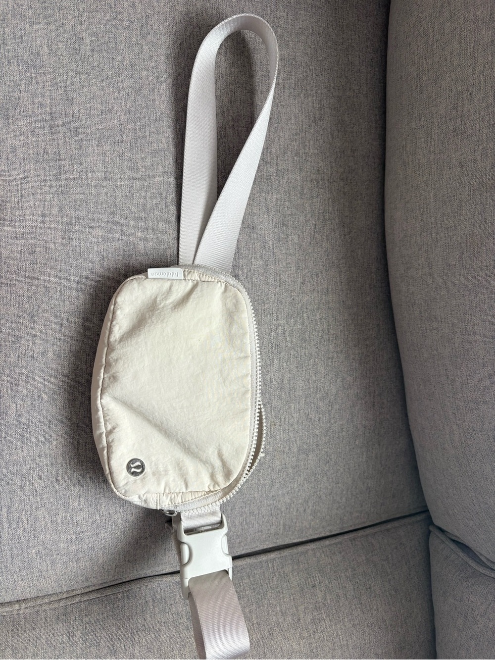 lululemon athletica Cream Small Sling Belt Bag